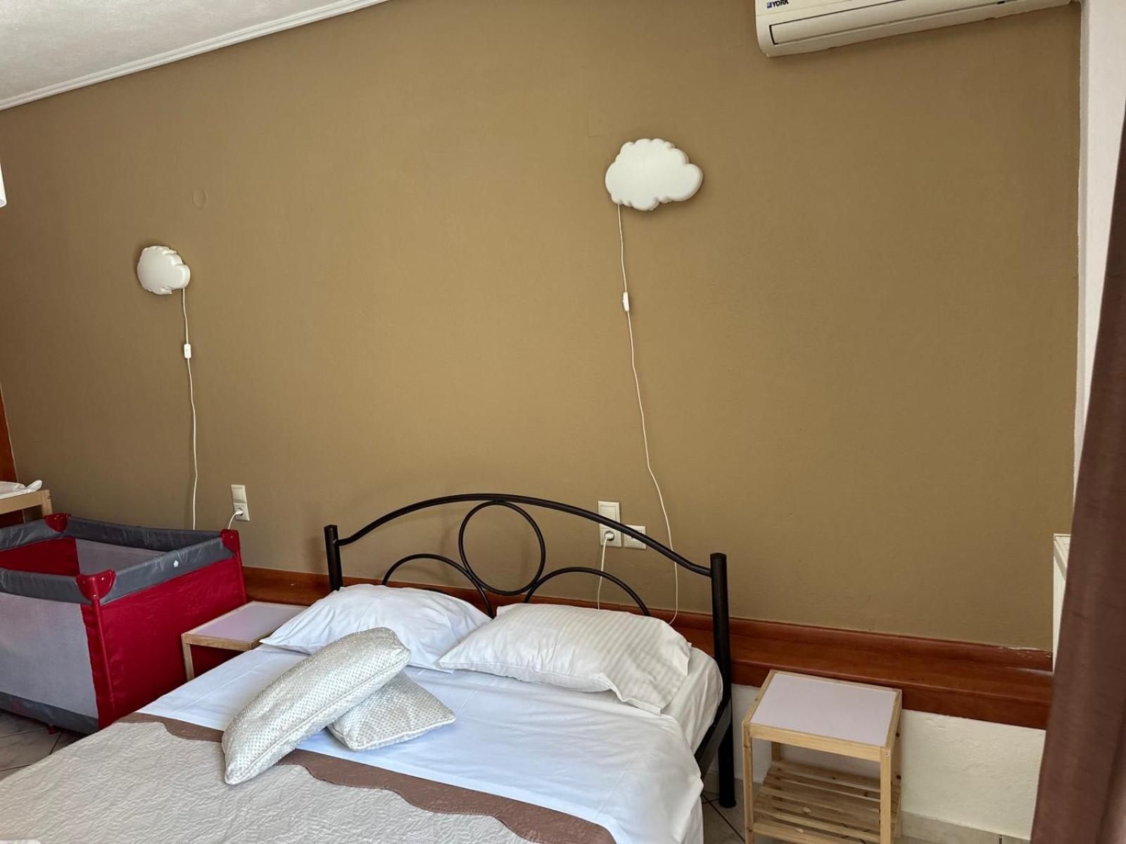 Luxury City Center Apartment Kalampáka Buitenkant foto