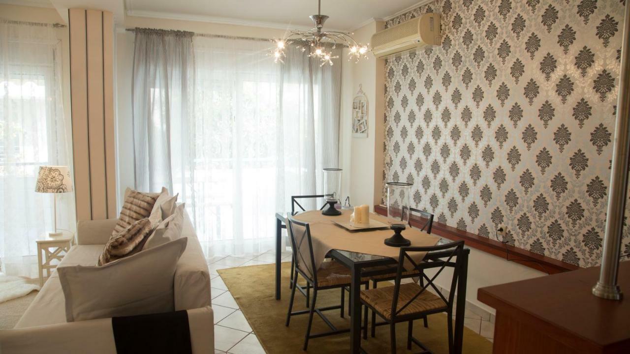 Luxury City Center Apartment Kalampáka Buitenkant foto